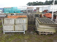 14x pallet diverse stenen/afboording - afbeelding 1 van  7
