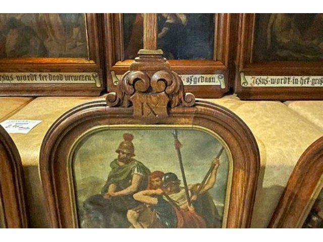 14x traditionele kruisweg jezus - afbeelding 7 van  16