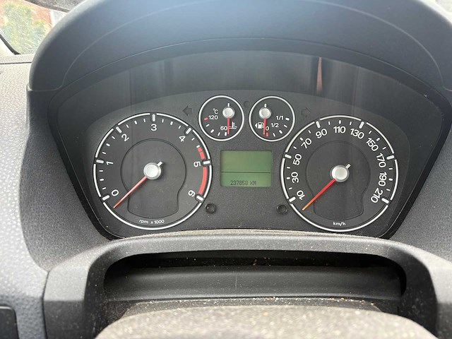 15-12-2005 - ford - fiesta - car - afbeelding 7 van  19