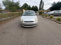 15-12-2005 - ford - fiesta - car - afbeelding 13 van  19