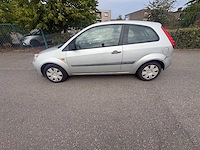 15-12-2005 - ford - fiesta - car - afbeelding 14 van  19
