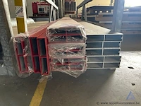15 aluminium profielen, verpakt in plastic folie. 3500mm lengte - afbeelding 2 van  2