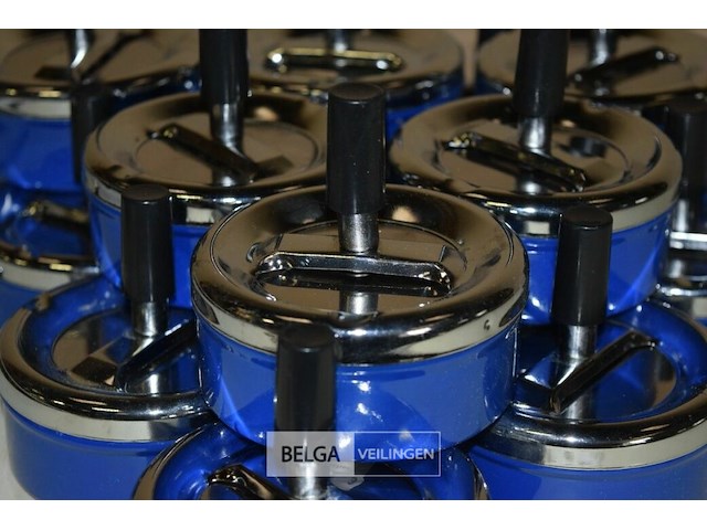 15 blauwe asbakken - afbeelding 2 van  2