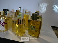 ±15 diverse vintage parfum - afbeelding 5 van  5