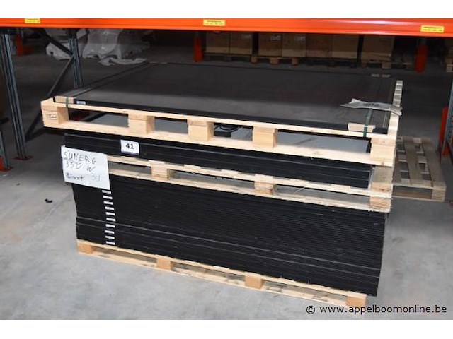 15 diverse zonnepanelen wo. sunerg 350w, werking niet gekend - afbeelding 1 van  2