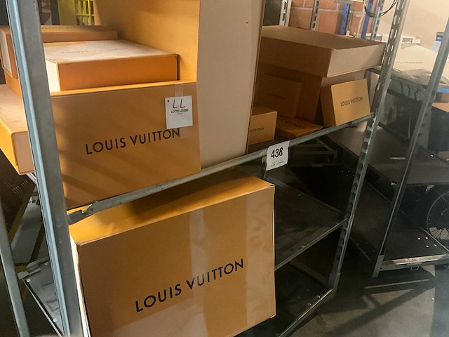 15 dozen louis vuitton - afbeelding 1 van  8