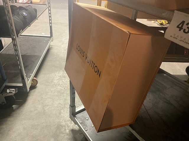 15 dozen louis vuitton - afbeelding 7 van  8