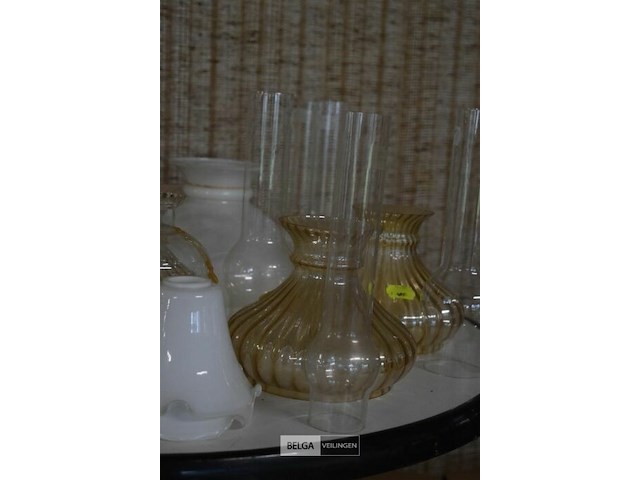 ±15 glazen lampen kapjes - afbeelding 3 van  5