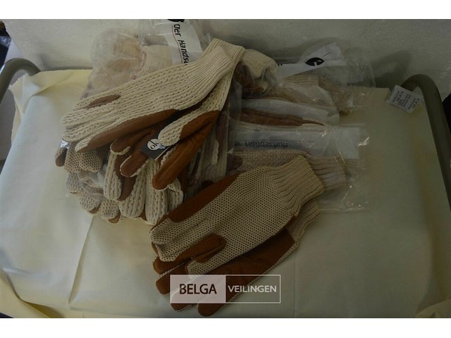 15 paar half lederen handschoenen - afbeelding 1 van  4