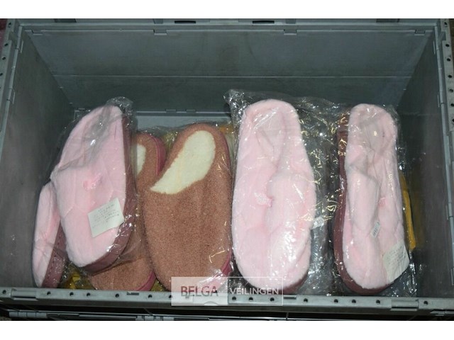 15 paar sloffen div maten - afbeelding 2 van  4