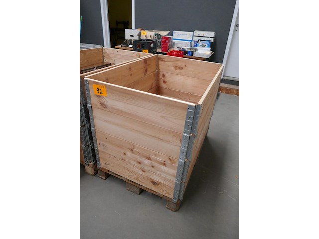 15 palletten met opzetranden + inhoud - afbeelding 2 van  10