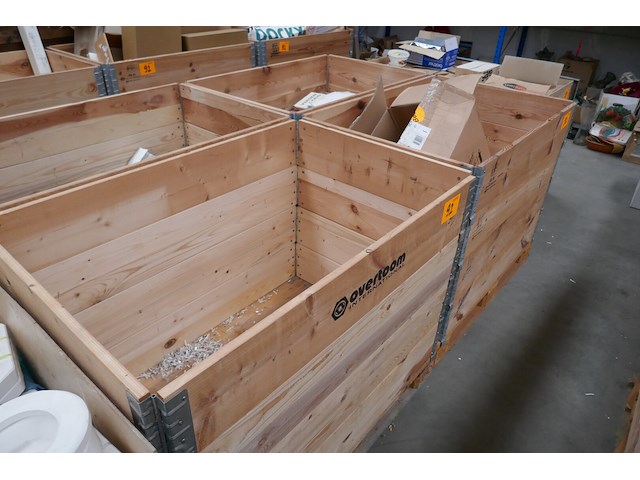 15 palletten met opzetranden + inhoud - afbeelding 1 van  10