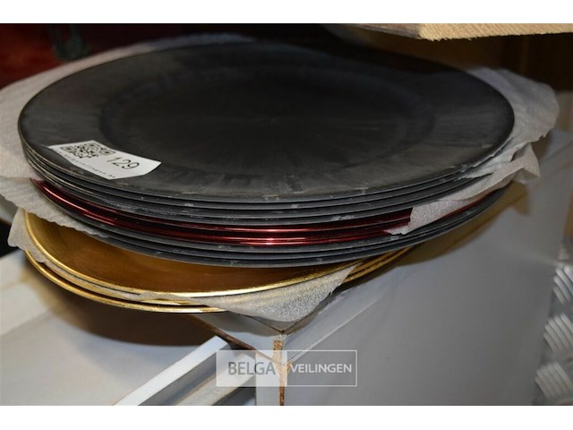 15 plastieken decoratie schotels - afbeelding 2 van  3