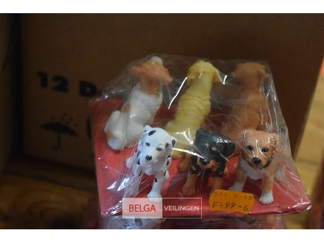 ±15 setjes mini beeldjes uilen en honden - afbeelding 2 van  6