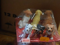 ±15 setjes mini beeldjes uilen en honden - afbeelding 2 van  6