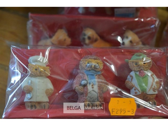 ±15 setjes mini beeldjes uilen en honden - afbeelding 5 van  6