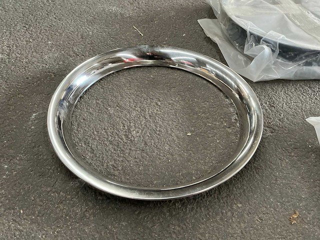 15” verchroomde naafring (4x) - afbeelding 2 van  3