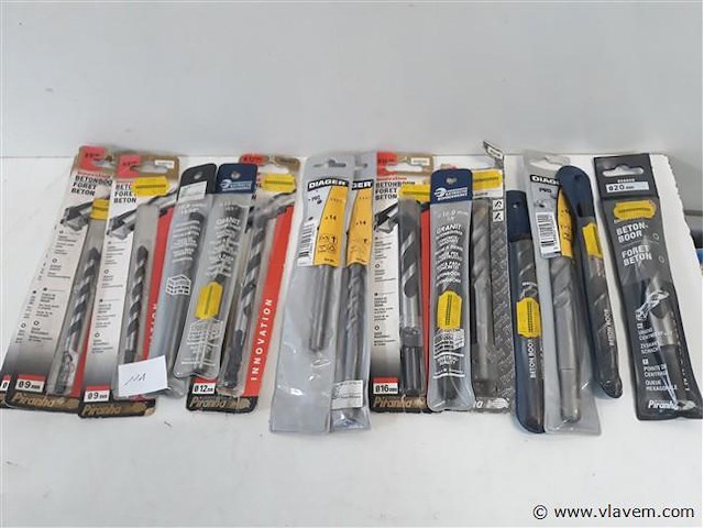 15 x betonboor mix - afbeelding 1 van  2