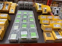 15 x dozen gyprocnagels; nagels ronde kop; getorste nagels; krammen; schalienagels