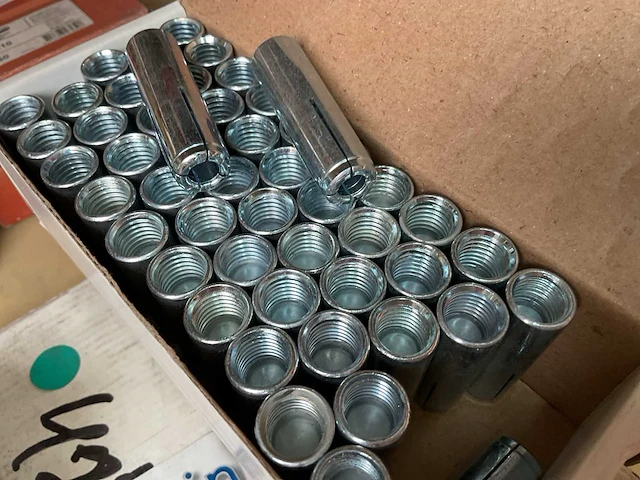 15 x dozen inslagankers ; getorste nagels - afbeelding 3 van  11