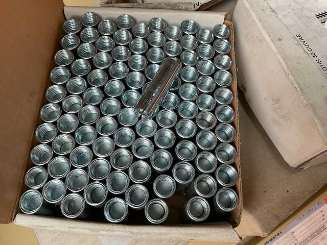 15 x dozen inslagankers ; getorste nagels - afbeelding 4 van  11