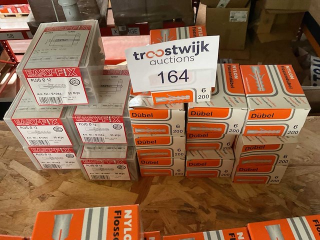 15 x dozen pluggen - afbeelding 1 van  5