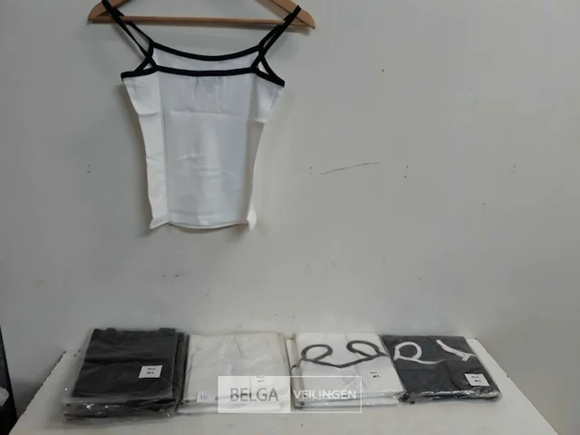 15 x topje m/l mix kleuren - afbeelding 2 van  3