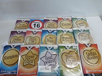 15 x wenskaart +enveloppe met button - afbeelding 1 van  3
