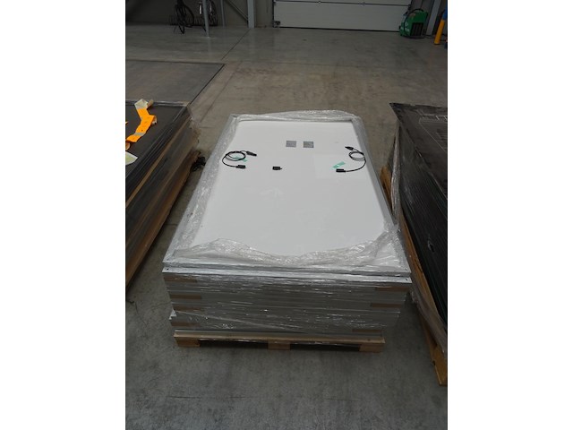 15 x zonnepaneel risen 400 batch 4 (6.000 wp) - afbeelding 2 van  4