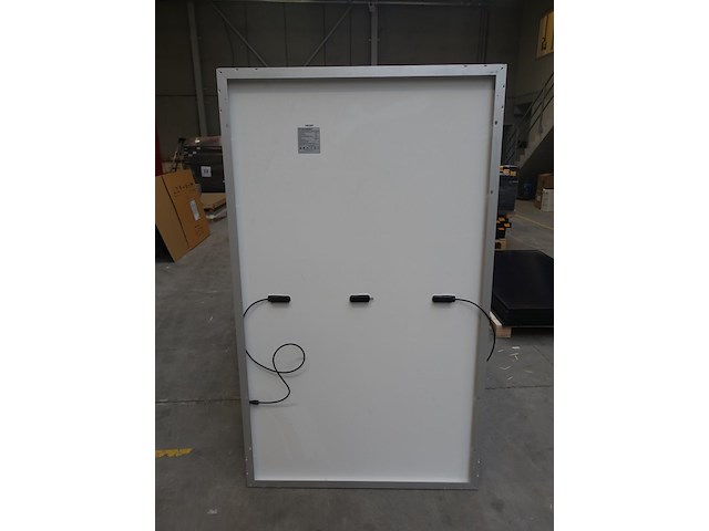 15 x zonnepaneel solarwatt 375 (5.625 wp) - afbeelding 2 van  3