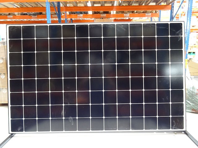 15 x zonnepaneel sunpower max3 400 (6.000 wp) - afbeelding 1 van  4