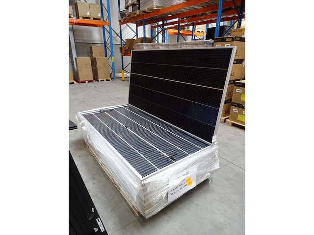 15 x zonnepaneel sunpower p6 495 (7.425 wp) - afbeelding 1 van  4