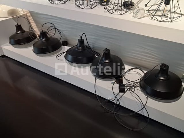 15 zwarte koepel-pendelarmaturen - afbeelding 2 van  4