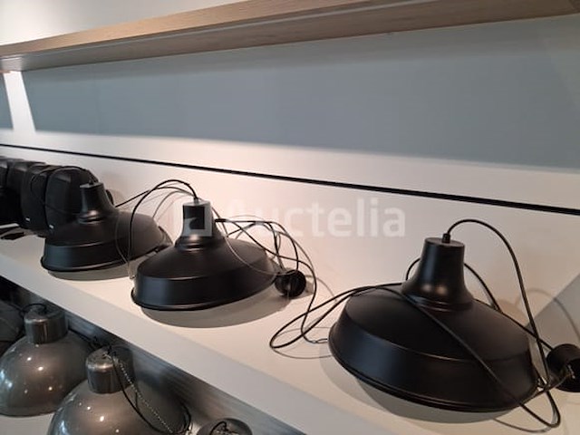 15 zwarte koepel-pendelarmaturen - afbeelding 4 van  4