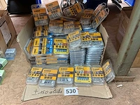 150 blisters bevestiging