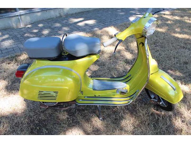 150 sprint veloce - tourist - motorfiets - afbeelding 11 van  12
