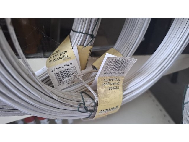 150m spandraad wit bestaande uit 3 rollen van 50m - afbeelding 3 van  4