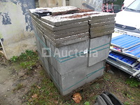 154 vuursteenbetonnen platen 40x40 - afbeelding 1 van  4