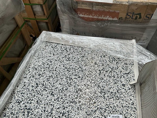 15,48 m2 tegels - afbeelding 1 van  2