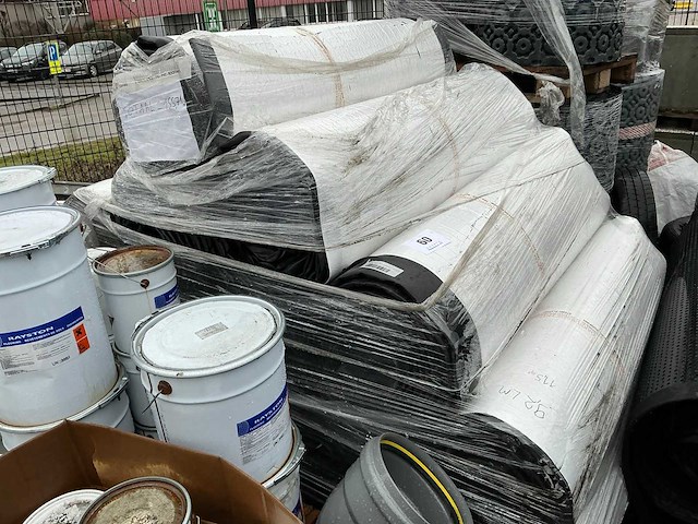 155,71 m2 drainagematten - afbeelding 1 van  6