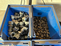 15,70 kg diverse bevestigingsmaterialen in stapelbare bak - afbeelding 8 van  13