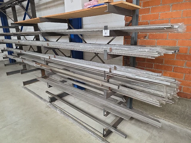 (157x) diverse inox nn - afbeelding 1 van  6