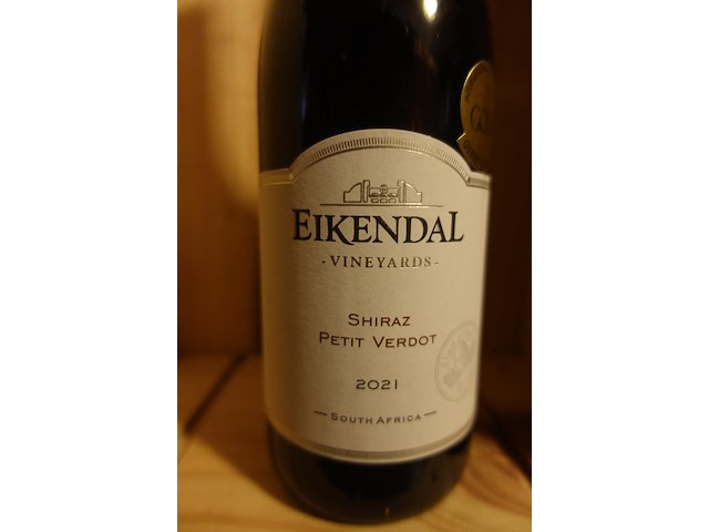 15x 75cl eikendal vineyards shiraz petit verdot 2021 - afbeelding 2 van  3