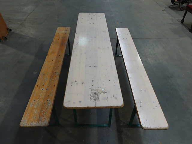 15x biertafel + 44x bank - afbeelding 3 van  4
