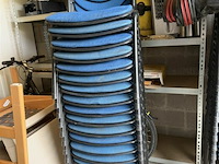 15x stapelstoel met stoffen bekleding - afbeelding 1 van  1