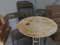 15x vintage metalen klapstoel & 1x tafel