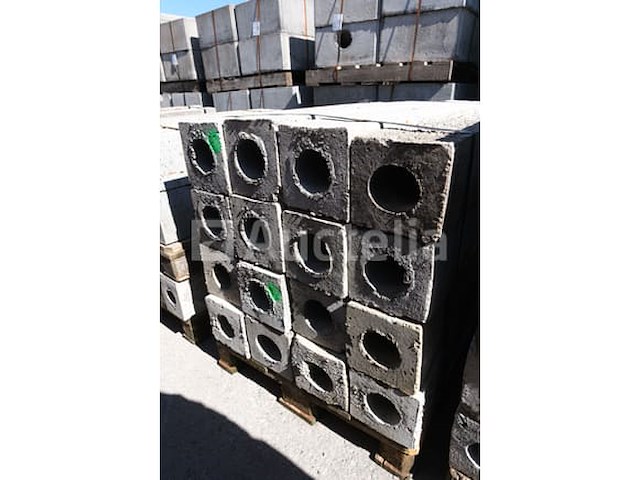 16 betonnen latei 120x19x19 - afbeelding 2 van  4
