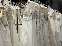 16 bruidsjurken fara sposa (totaalprijs) - afbeelding 1 van  37