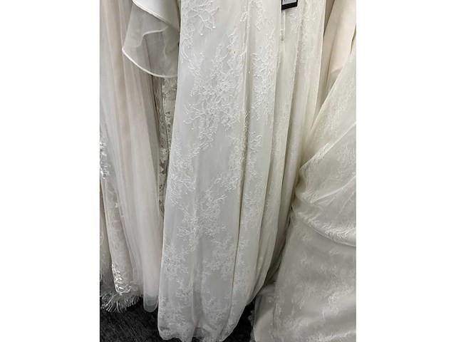 16 bruidsjurken fara sposa (totaalprijs) - afbeelding 17 van  37