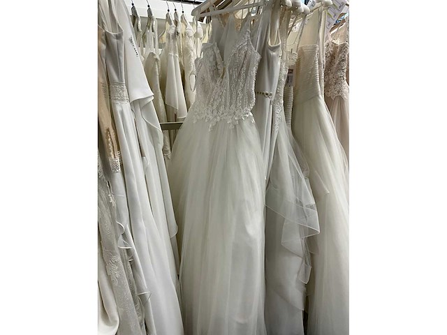 16 bruidsjurken rosa clara luna novias (totaalprijs) - afbeelding 3 van  34